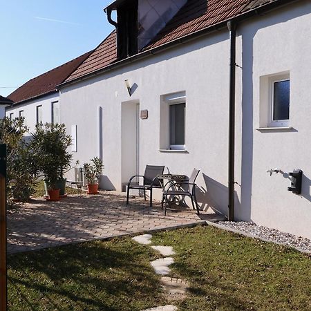 See Appartements Mörbisch am See Buitenkant foto